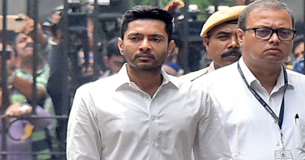 वॉयस सैंपल देने बिधाननगर कोर्ट पहुंचे अभिषेक बनर्जी